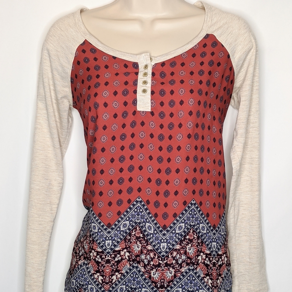 Rewind long sleeve henley w/ mixed‎ fabrics